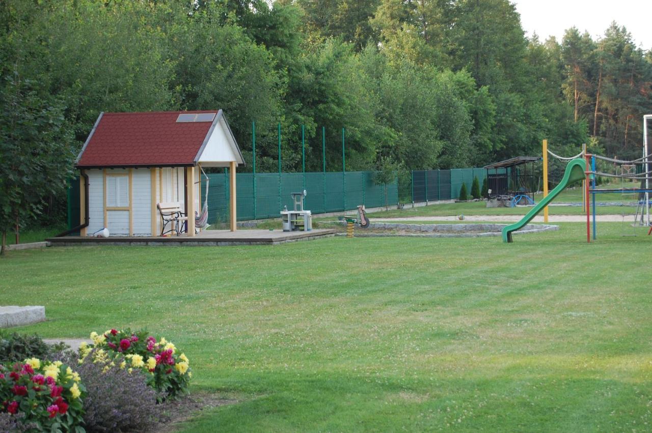 Letnia Oaza "Akacja" Apartamento Sobienie Jeziory Exterior foto