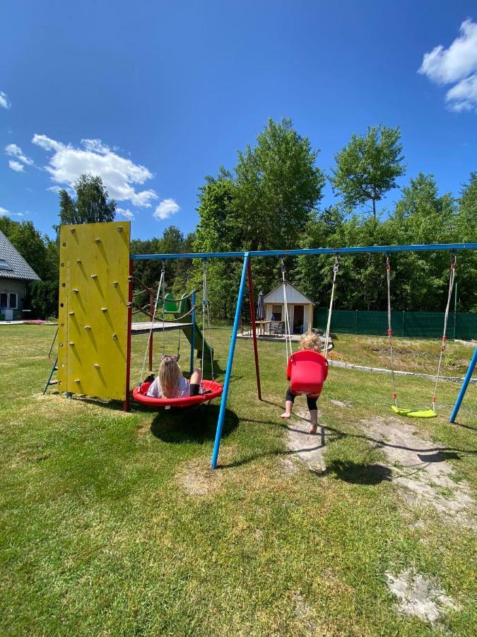 Letnia Oaza "Akacja" Apartamento Sobienie Jeziory Exterior foto