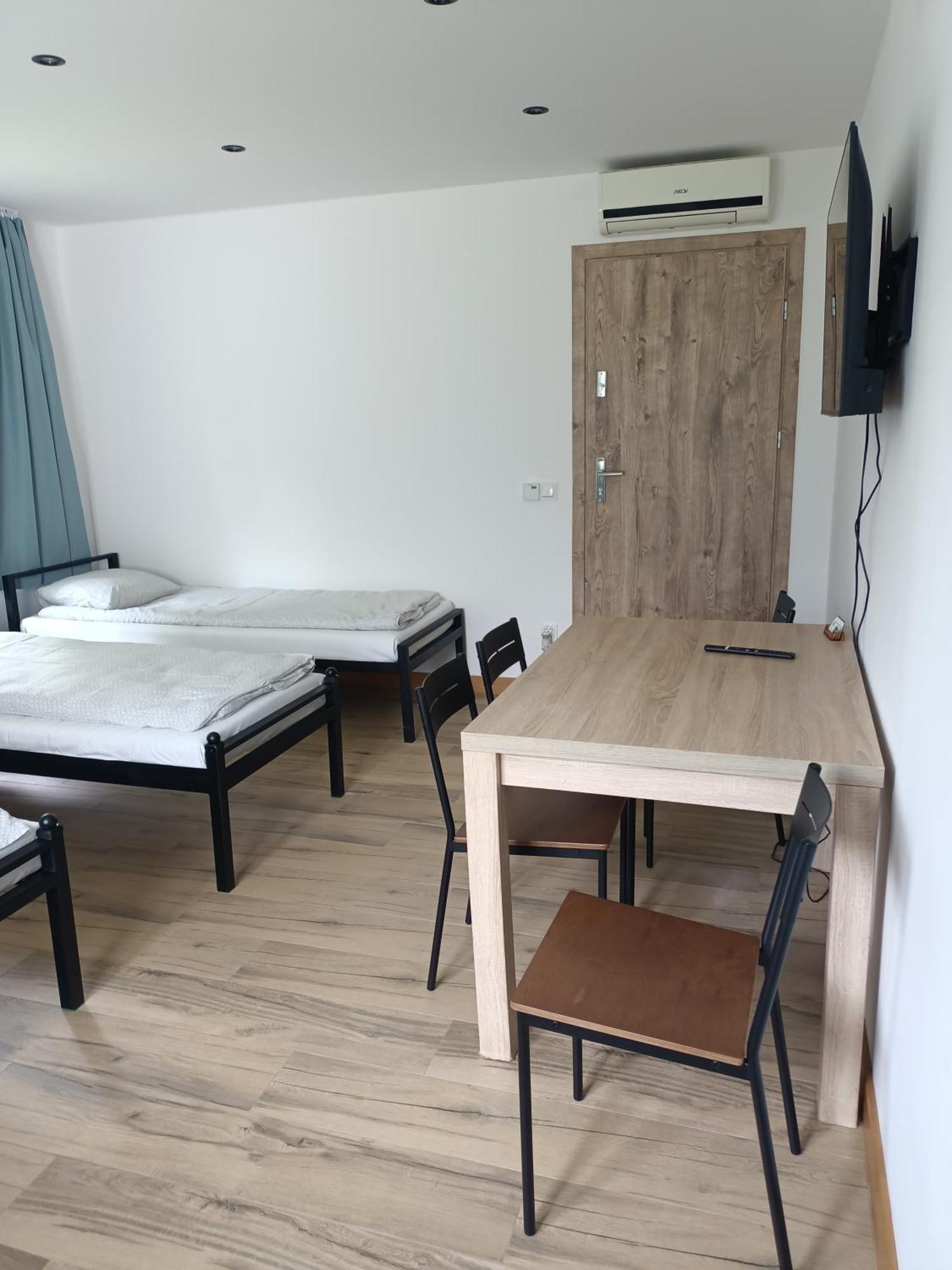 Letnia Oaza "Akacja" Apartamento Sobienie Jeziory Exterior foto